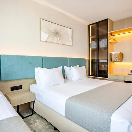 Elia Mare - Free Access Otel 4*